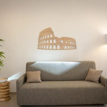 Colosseum Holidays - San Giovanni In Laterano Rome Exterior photo