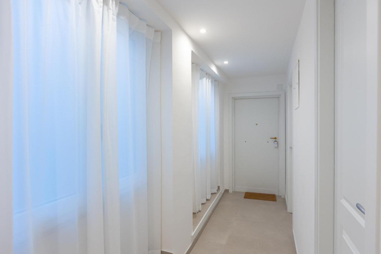 Colosseum Holidays - San Giovanni In Laterano Apartment *