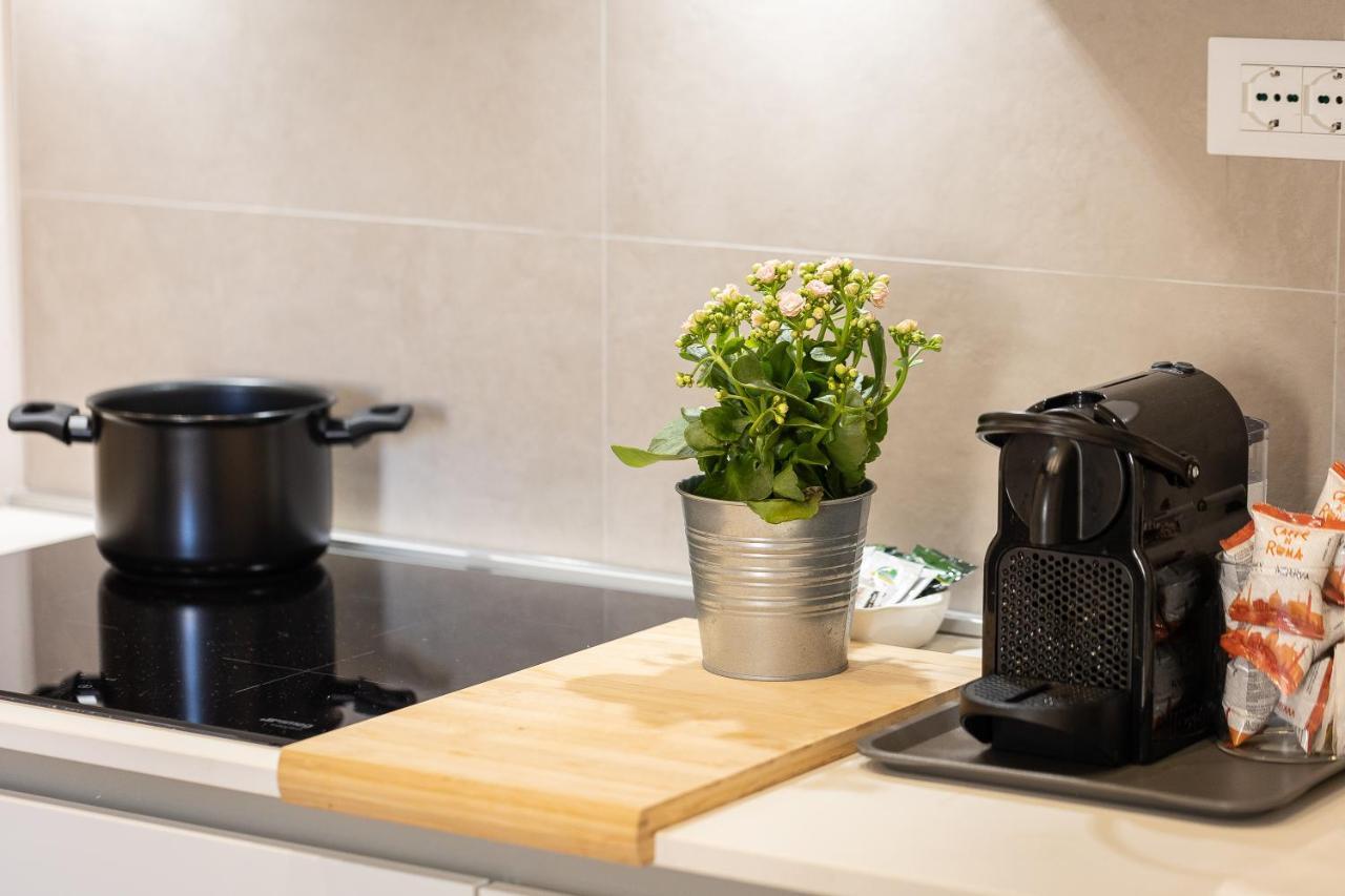 Colosseum Holidays - San Giovanni In Laterano Apartment *